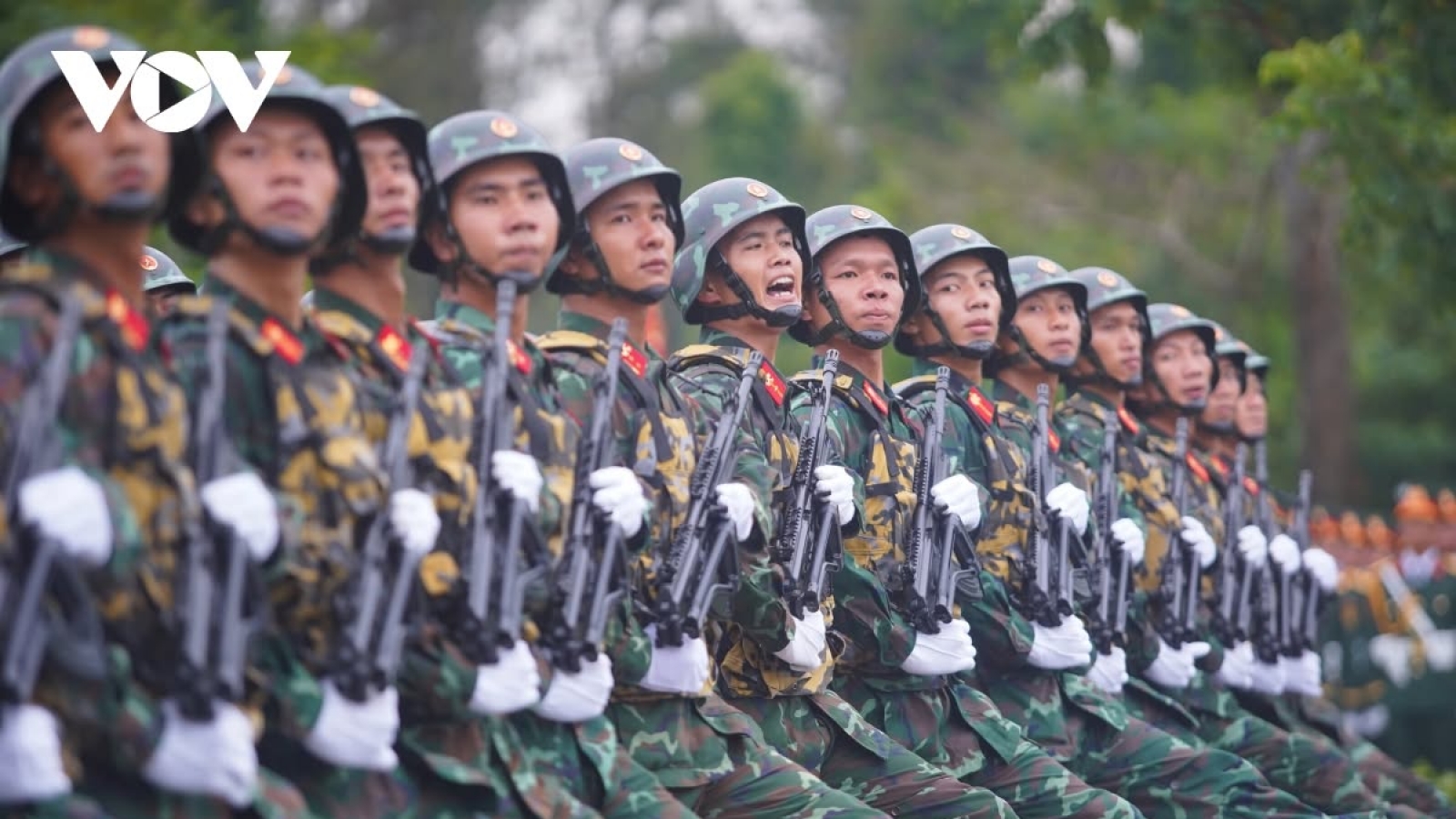 Mức lương của sĩ quan quân đội cao nhất lên tới hơn 26 triệu đồng từ ngày 1/7